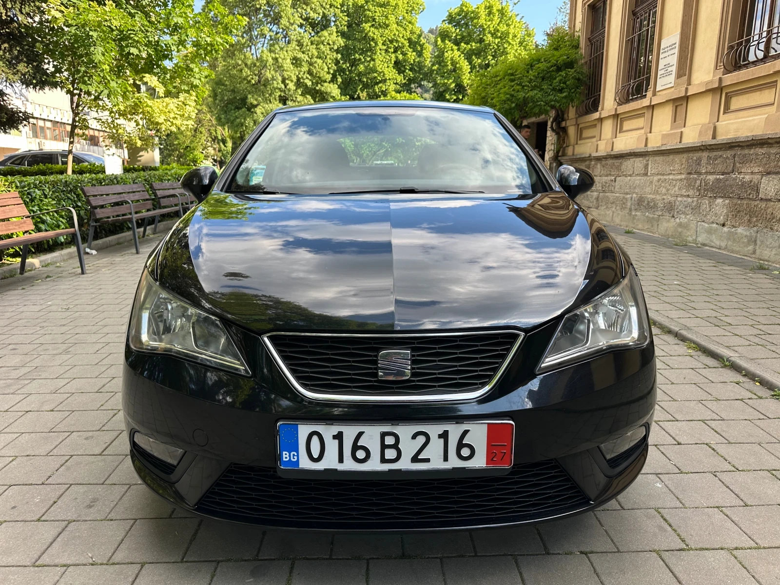 Seat Ibiza * FACELIFT#1.2   70 к.с.#2 КЛЮЧА#17 ДЖАТИ* , снимка 5 - Автомобили и джипове - 54637650