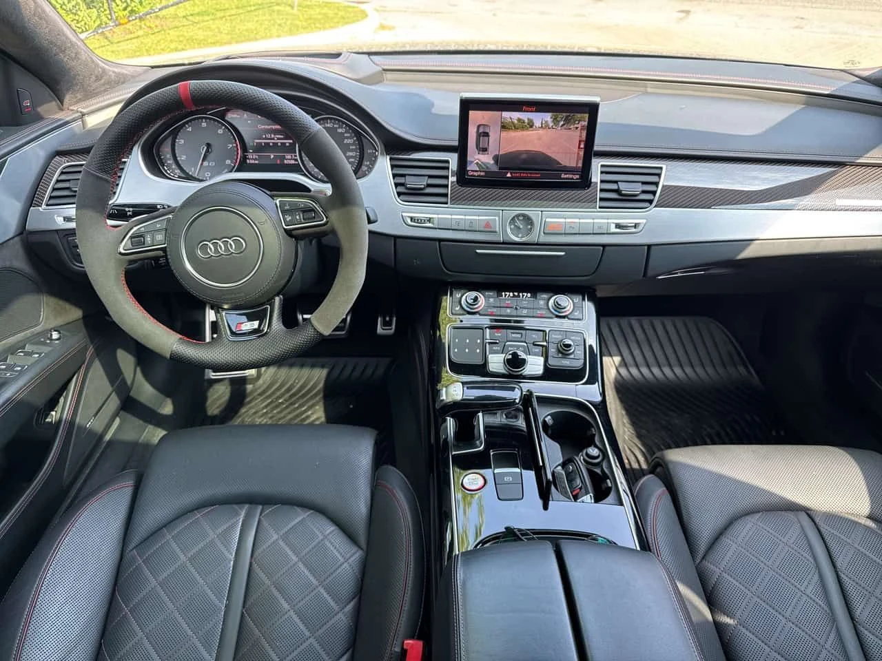 Audi S8 * 4dr Sdn Plus * CARFAX * ЦЕНА ДО БГ, снимка 13 - Автомобили и джипове - 54874190
