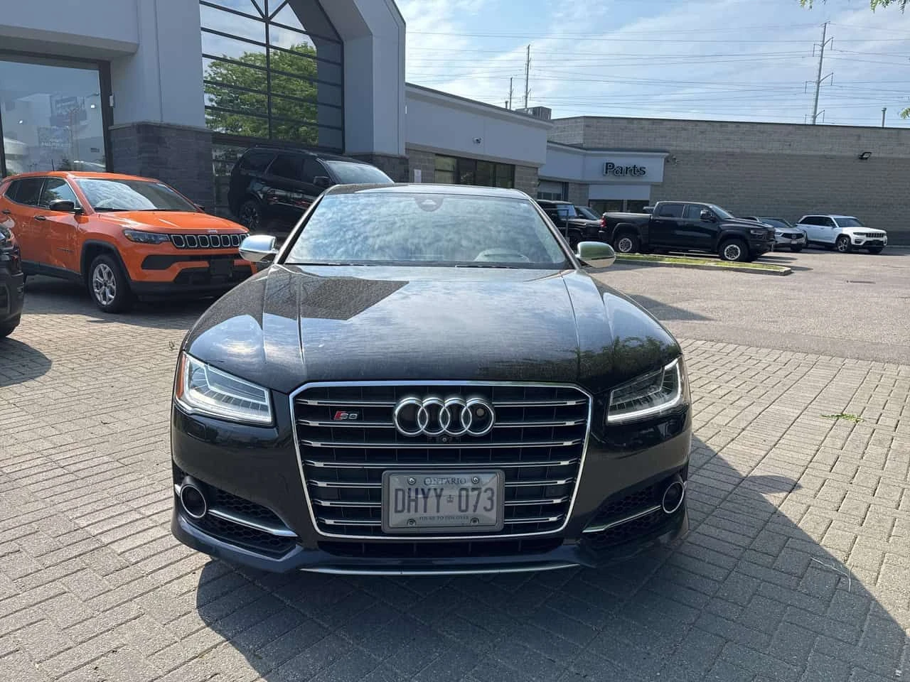 Audi S8 * 4dr Sdn Plus * CARFAX * ЦЕНА ДО БГ, снимка 2 - Автомобили и джипове - 54874190