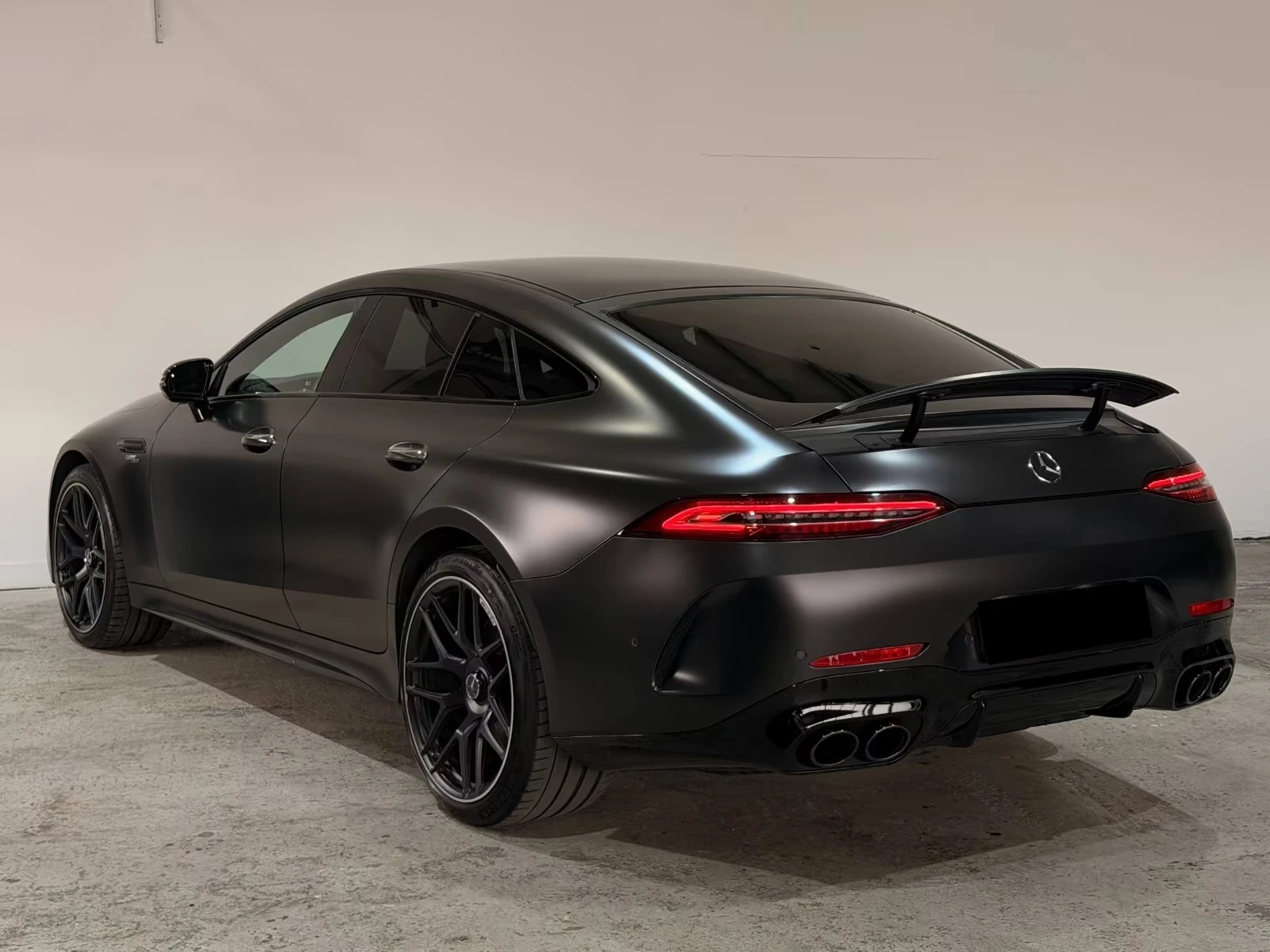 Mercedes-Benz AMG GT 43 / V8 STYLE / 4 MATIC /  BURM / 360 / PANO / , снимка 5 - Автомобили и джипове - 55007113