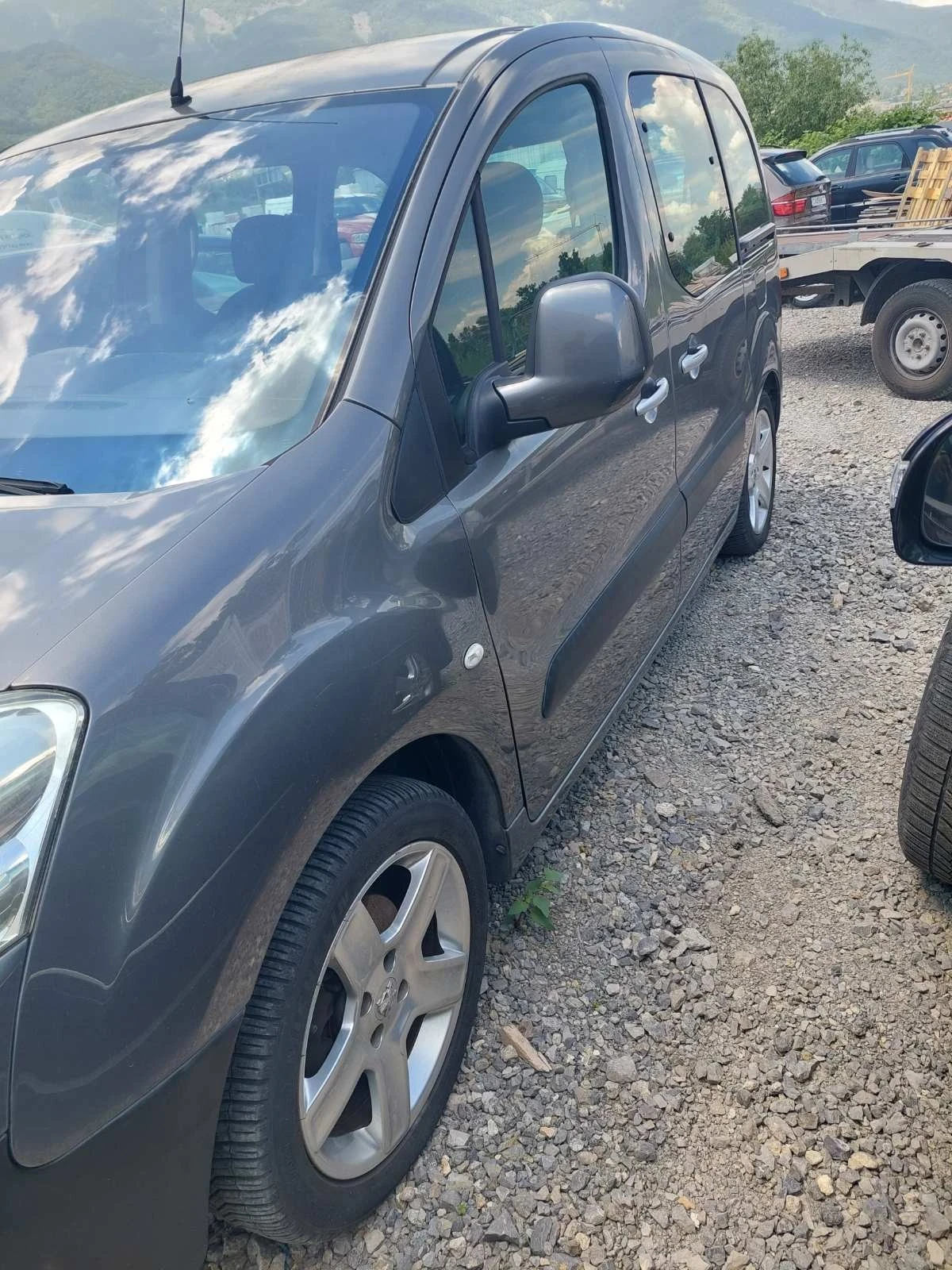 Peugeot Partner Tepee 1.6 HDI , снимка 5 - Автомобили и джипове - 55021709