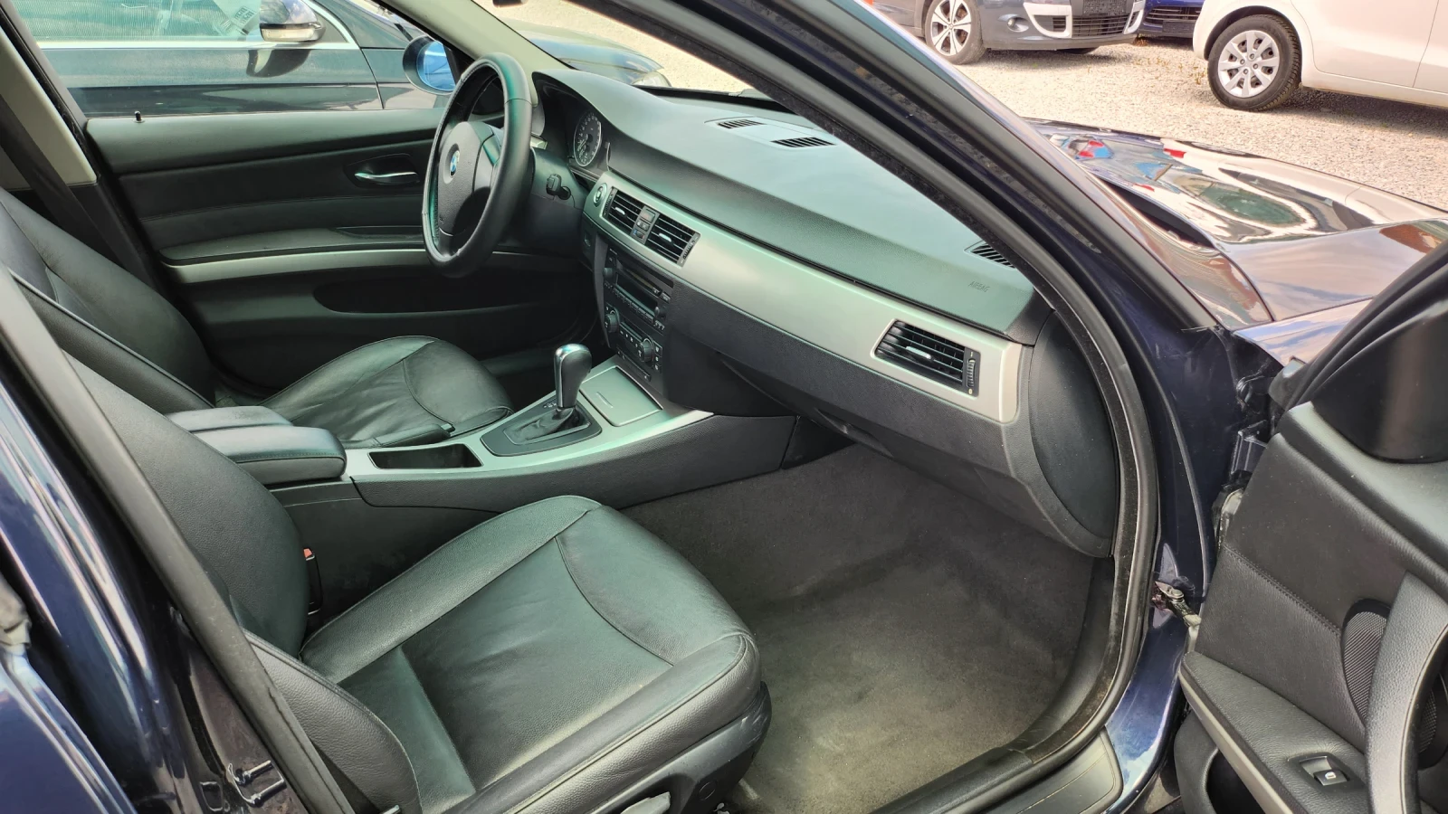 BMW 320 320d 163 к.с Автомат кожа, снимка 11 - Автомобили и джипове - 55058369
