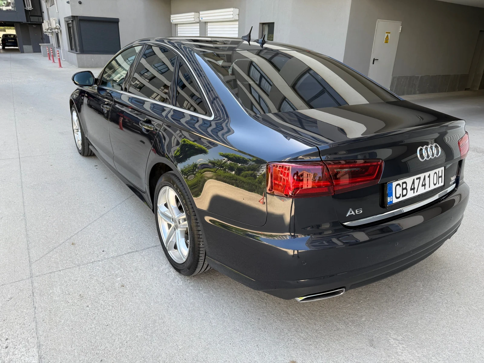 Audi A6 2.0TDI 150ph* LED/BI-XENON* CAMERA* NAVI* EURO 6B*, снимка 5 - Автомобили и джипове - 55298503