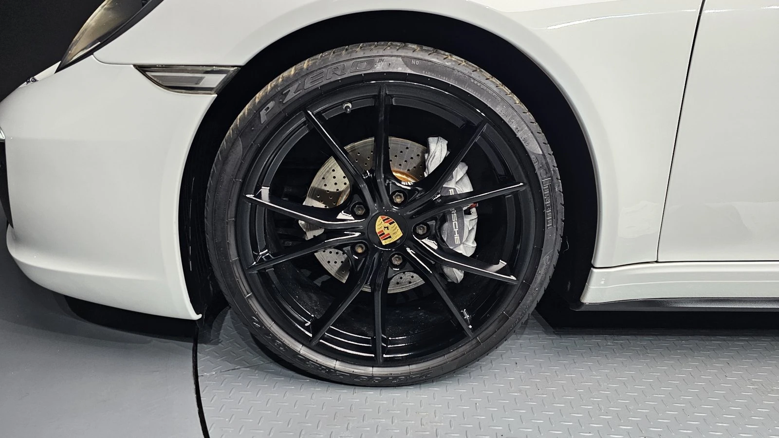Porsche 911 CARRERA 4* ПОДГРЕВ ВОЛАН* КРАЙНА ЦЕНА, снимка 5 - Автомобили и джипове - 55348782
