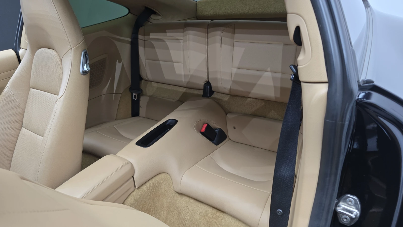 Porsche 911 Carrera 4S* BOSE* ЛЮК* ПОДГРЕВ ВОЛАН* КРАЙНА ЦЕНА, снимка 12 - Автомобили и джипове - 55348782