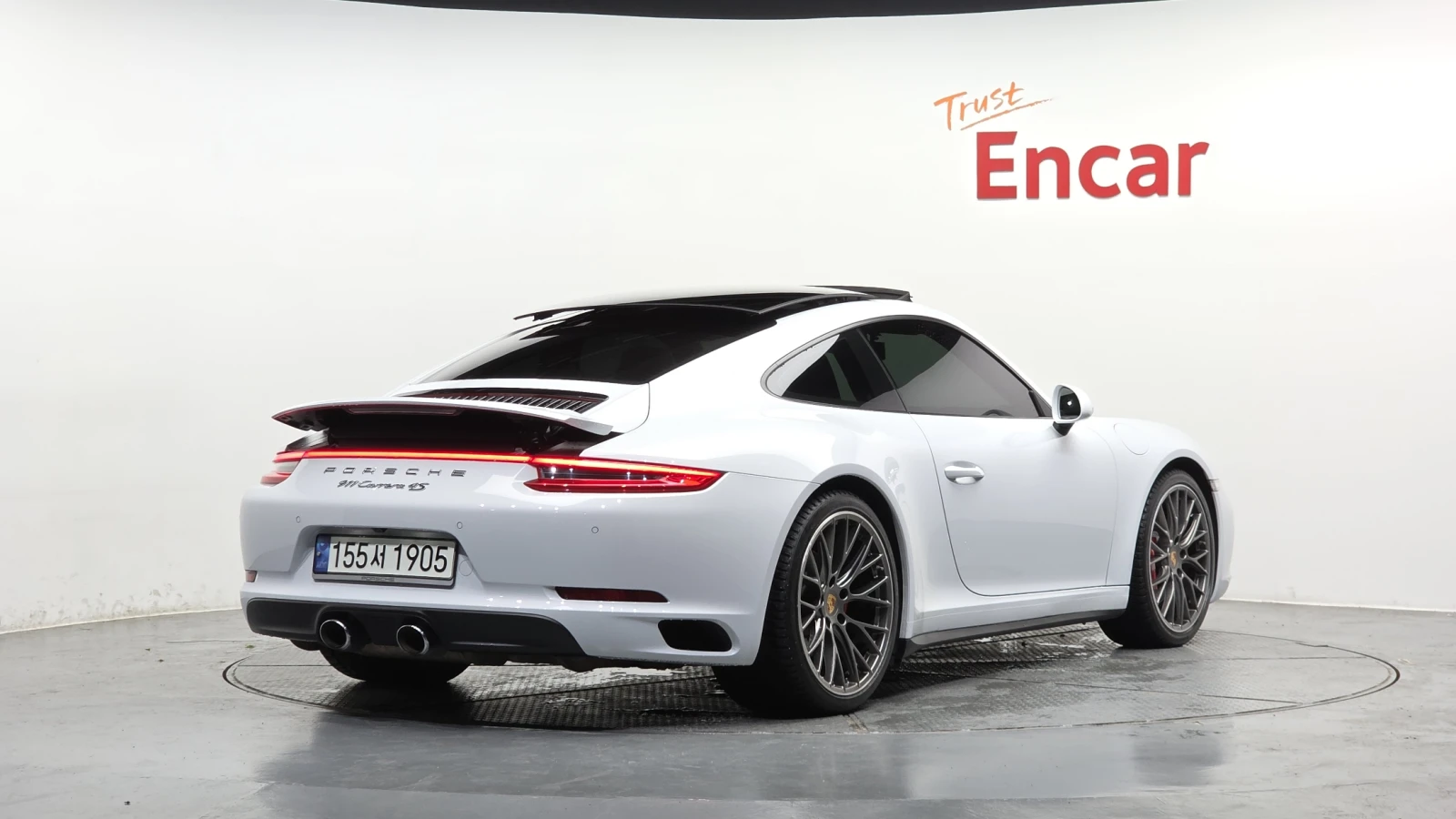 Porsche 911 Carrera 4S* ЛЮК* ПОДГРЕВ ВОЛАН* КРАЙНА ЦЕНА, снимка 2 - Автомобили и джипове - 55348782