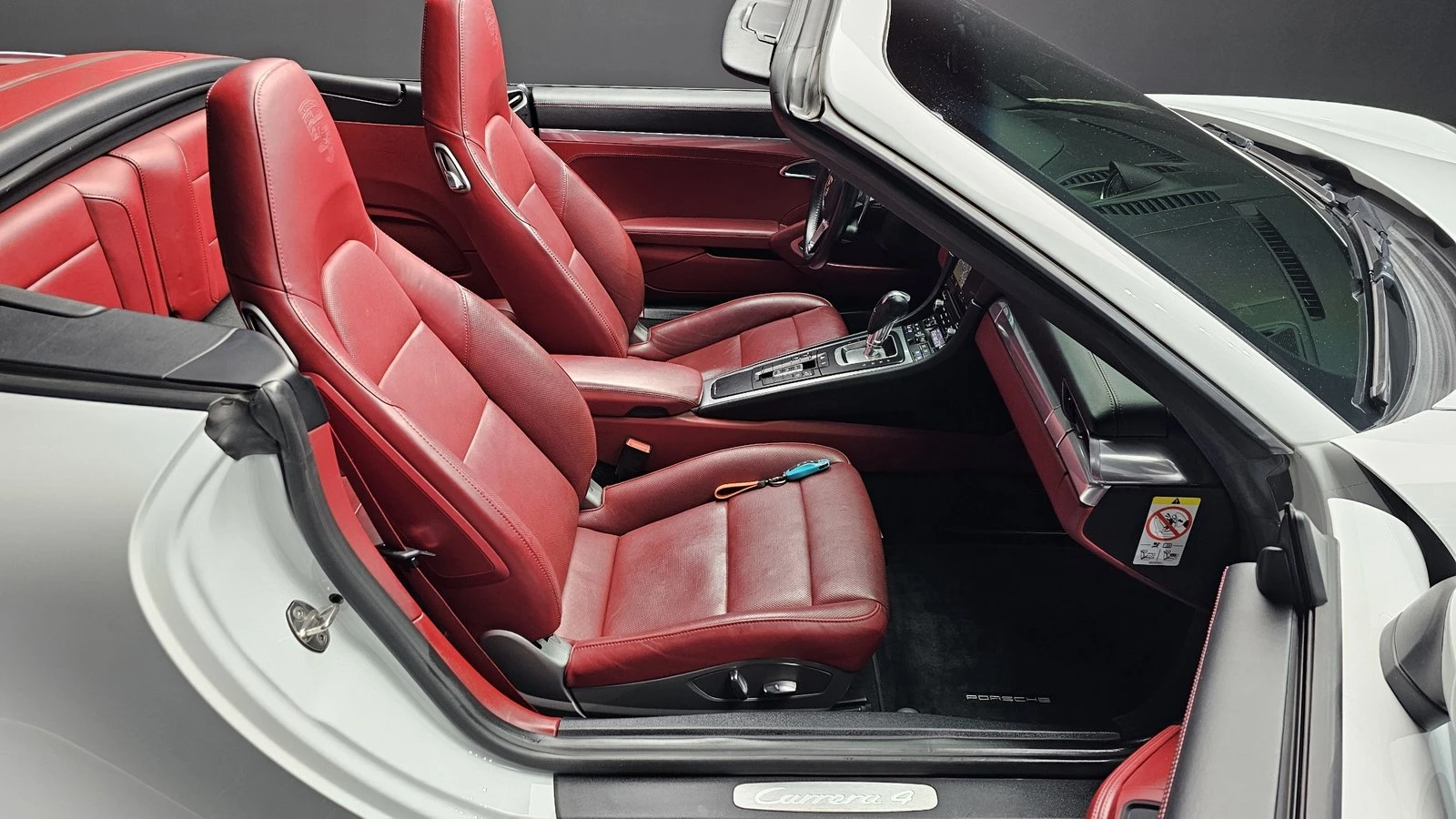 Porsche 911 CARRERA 4* ПОДГРЕВ ВОЛАН* КРАЙНА ЦЕНА, снимка 10 - Автомобили и джипове - 55348782