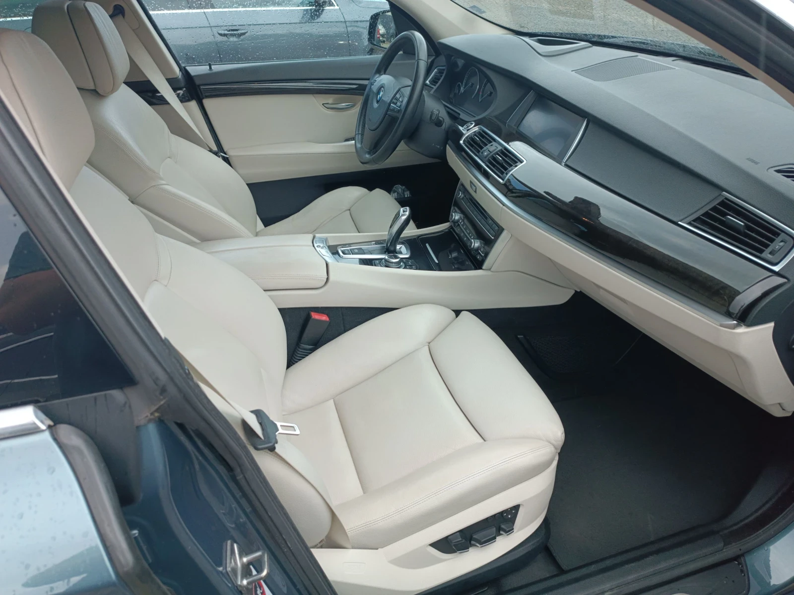 BMW 5 Gran Turismo 530d GT F07, снимка 10 - Автомобили и джипове - 55557279