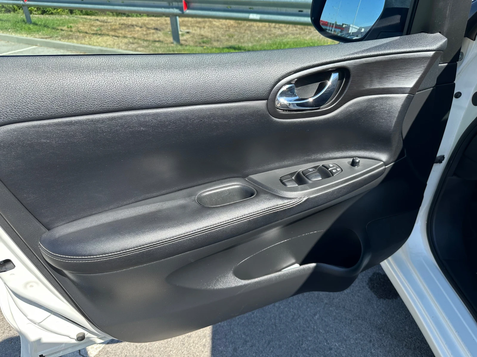 Nissan Pulsar N-connect, снимка 12 - Автомобили и джипове - 55988496