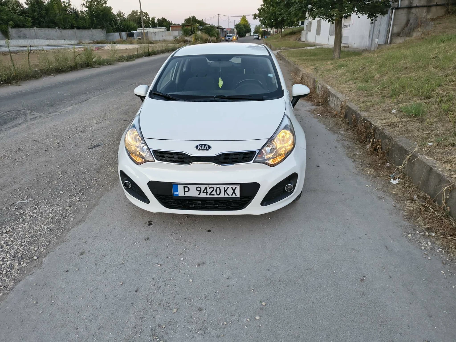 Kia Rio | Mobile.bg � ����������� 10