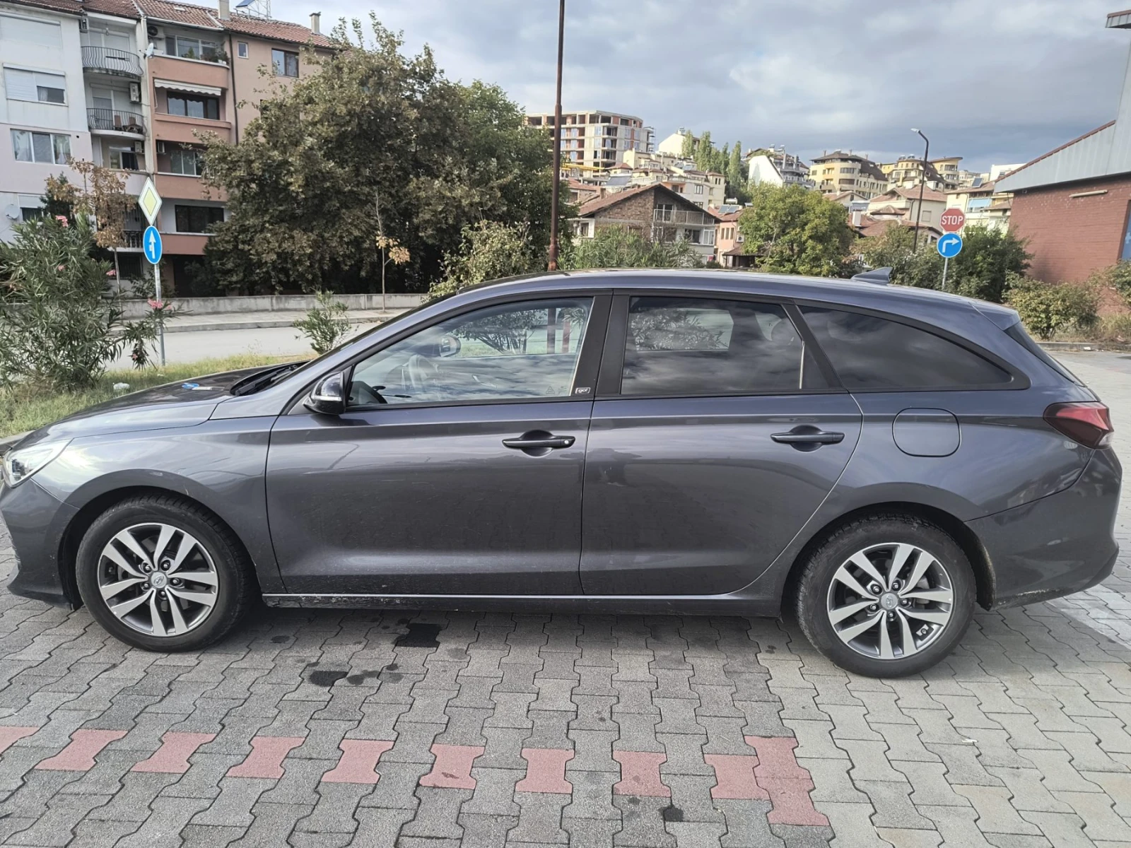 Hyundai I30, снимка 4 - Автомобили и джипове - 56547925