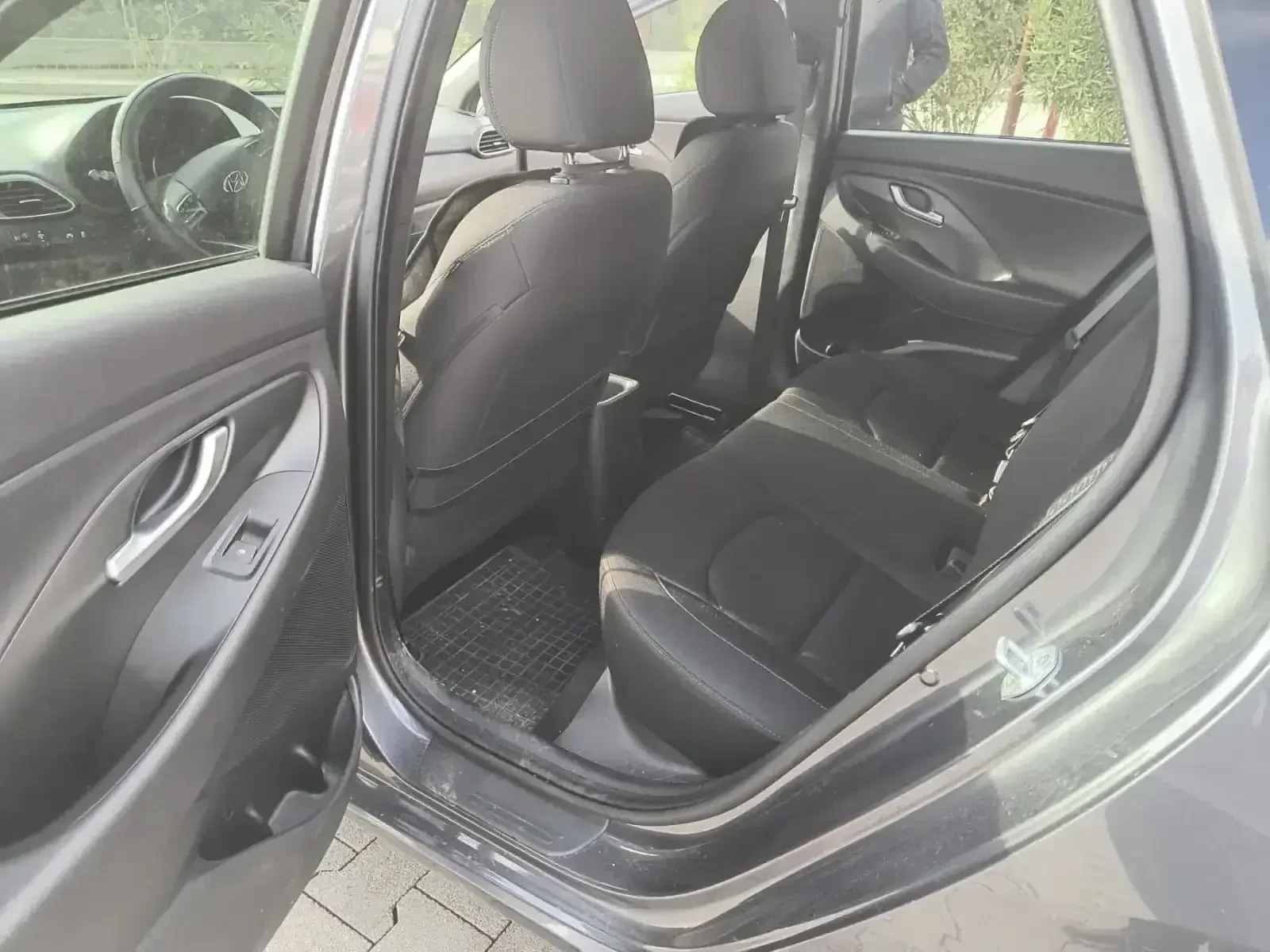 Hyundai I30, снимка 7 - Автомобили и джипове - 56547925