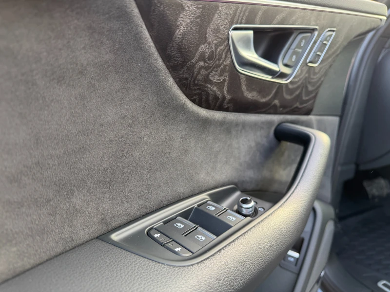 Audi Q7 55TFSI Technik Shadow Line Head up S-LINE НАЛИЧНА!, снимка 9 - Автомобили и джипове - 52855670