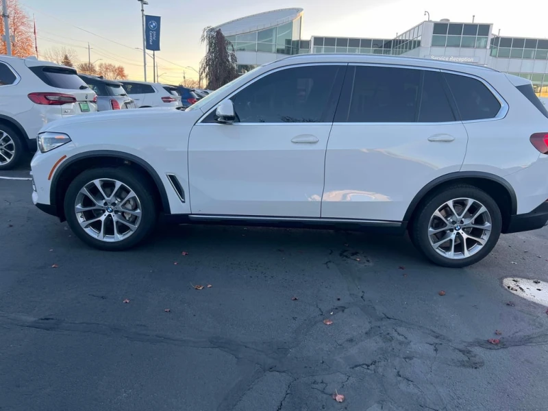 BMW X5 2022 xDrive40i * CARFAX * БЕЗ ПЪРВОНАЧАЛНА ВНОСКА, снимка 3 - Автомобили и джипове - 53014194