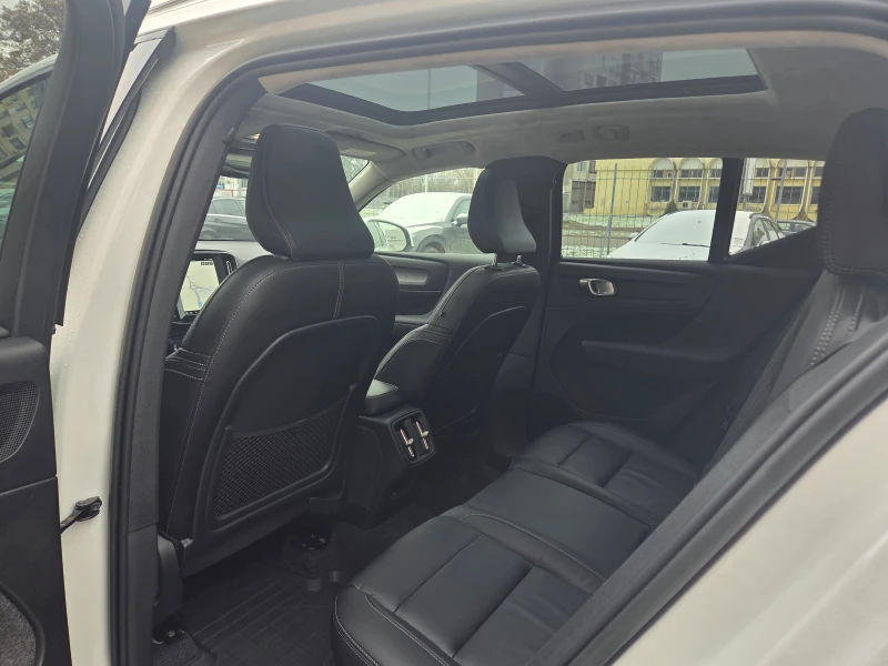 Volvo XC40 2.0 AT (250hp) 4x4-B Гаранция!!!, снимка 16 - Автомобили и джипове - 53131250