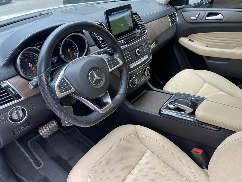 Mercedes-Benz GLE 43 AMG 4Matic/Harman Kardon, снимка 8 - Автомобили и джипове - 47900831