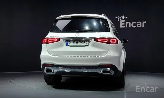 Mercedes-Benz GLS580 AMG* 113 000KM* PANO* BURMESTER* FULLMAXX* , снимка 4 - Автомобили и джипове - 55471996