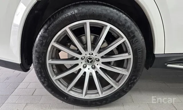 Mercedes-Benz GLS580 AMG* 113 000KM* PANO* BURMESTER* FULLMAXX* , снимка 5 - Автомобили и джипове - 55471996