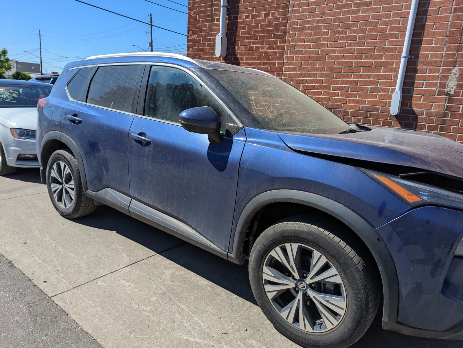 Nissan Rogue 2.5 AWD/Кожа/360 - изображение 3
