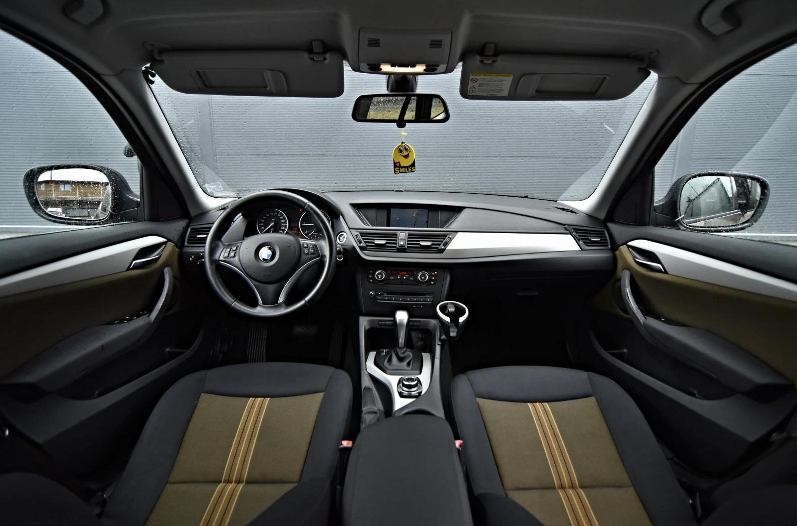 BMW X1 2.0 143 NAVI, снимка 8 - Автомобили и джипове - 53965344