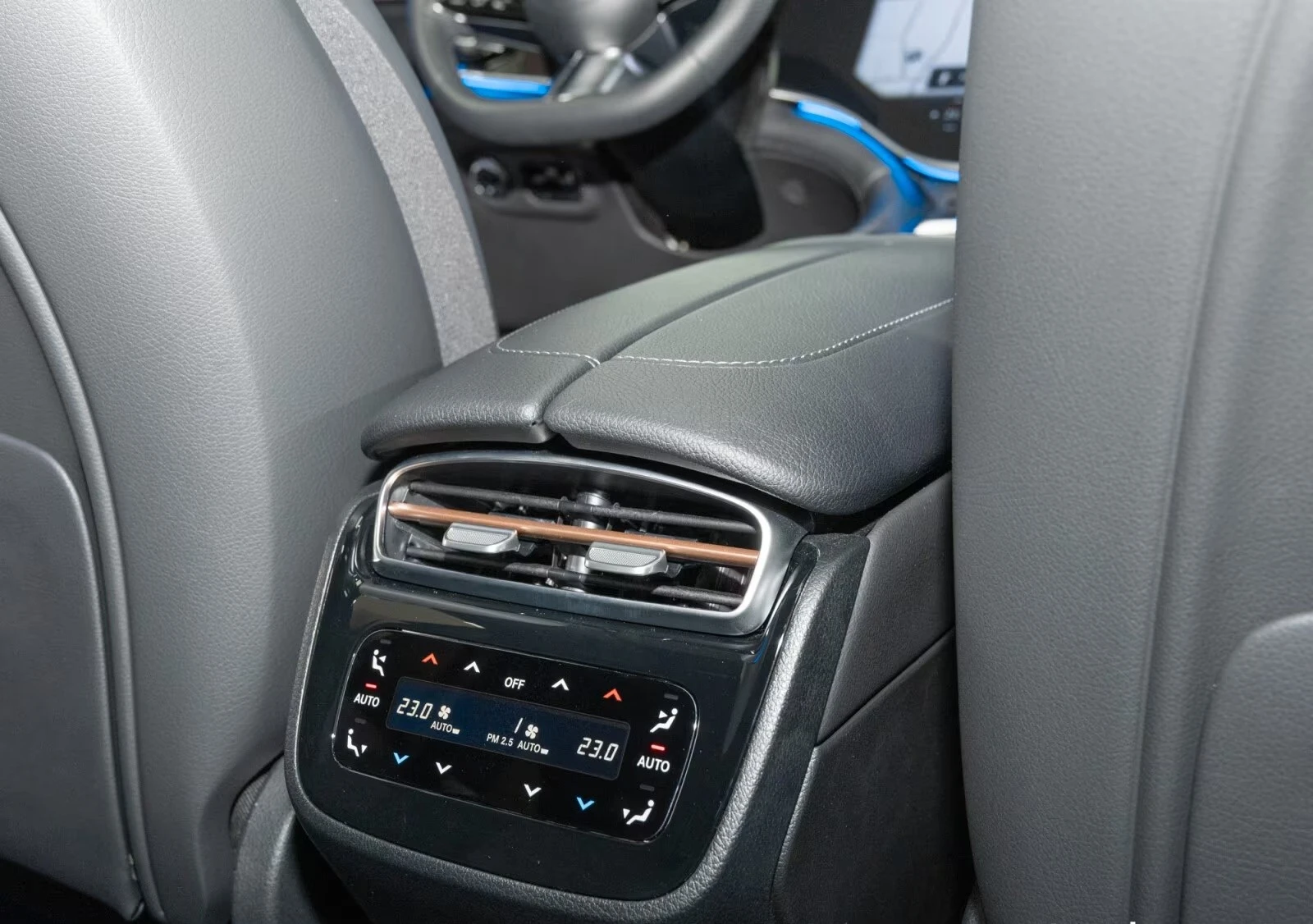 Mercedes-Benz EQE 500 AMG/SUV/4-MATIC/CARBON/HYPERSCREEN/BURM/PANO/, снимка 17 - Автомобили и джипове - 53974740