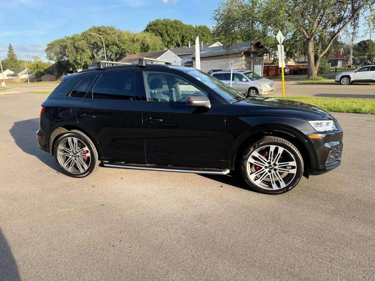 Audi SQ5 * Progressiv* 2 КЛЮЧА* PANO* KEYLESS* ПОДГРЕВ* , снимка 3 - Автомобили и джипове - 54088434