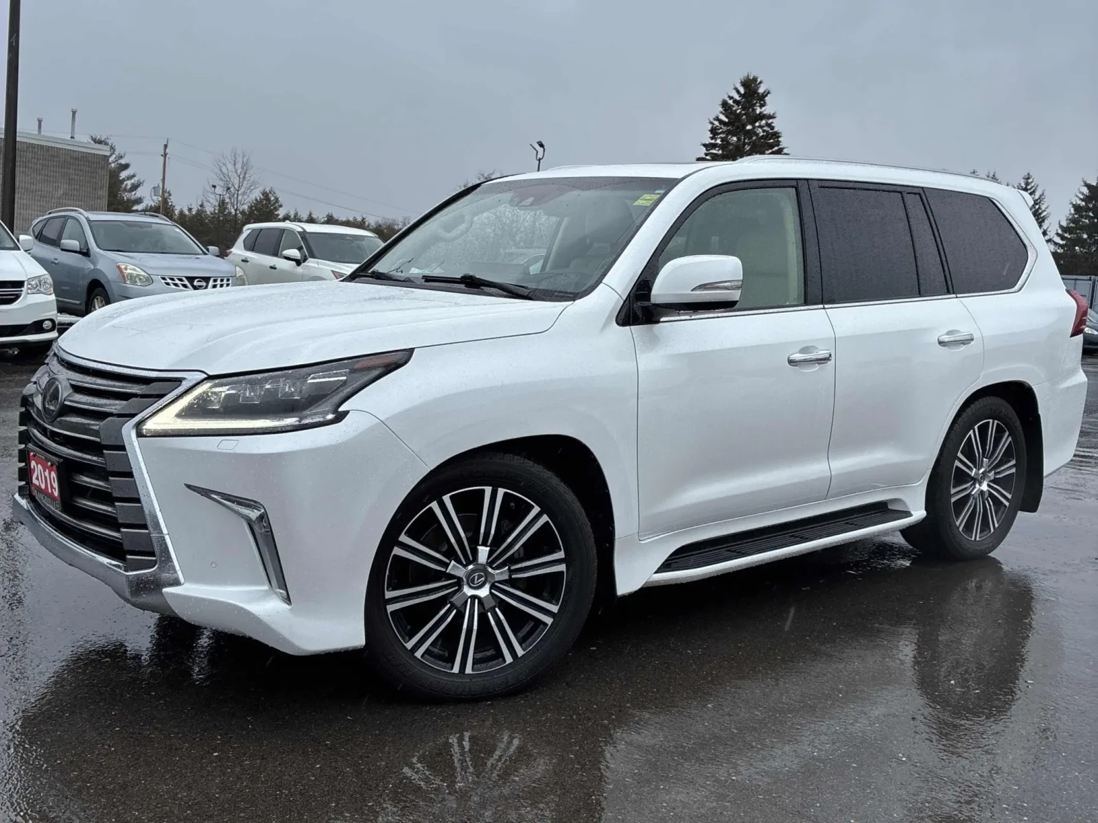 Lexus LX 570 ОБДУХВАНЕ* МАСАЖ* 360КАМЕРА* 7* МЕСТА* , снимка 3 - Автомобили и джипове - 54151945