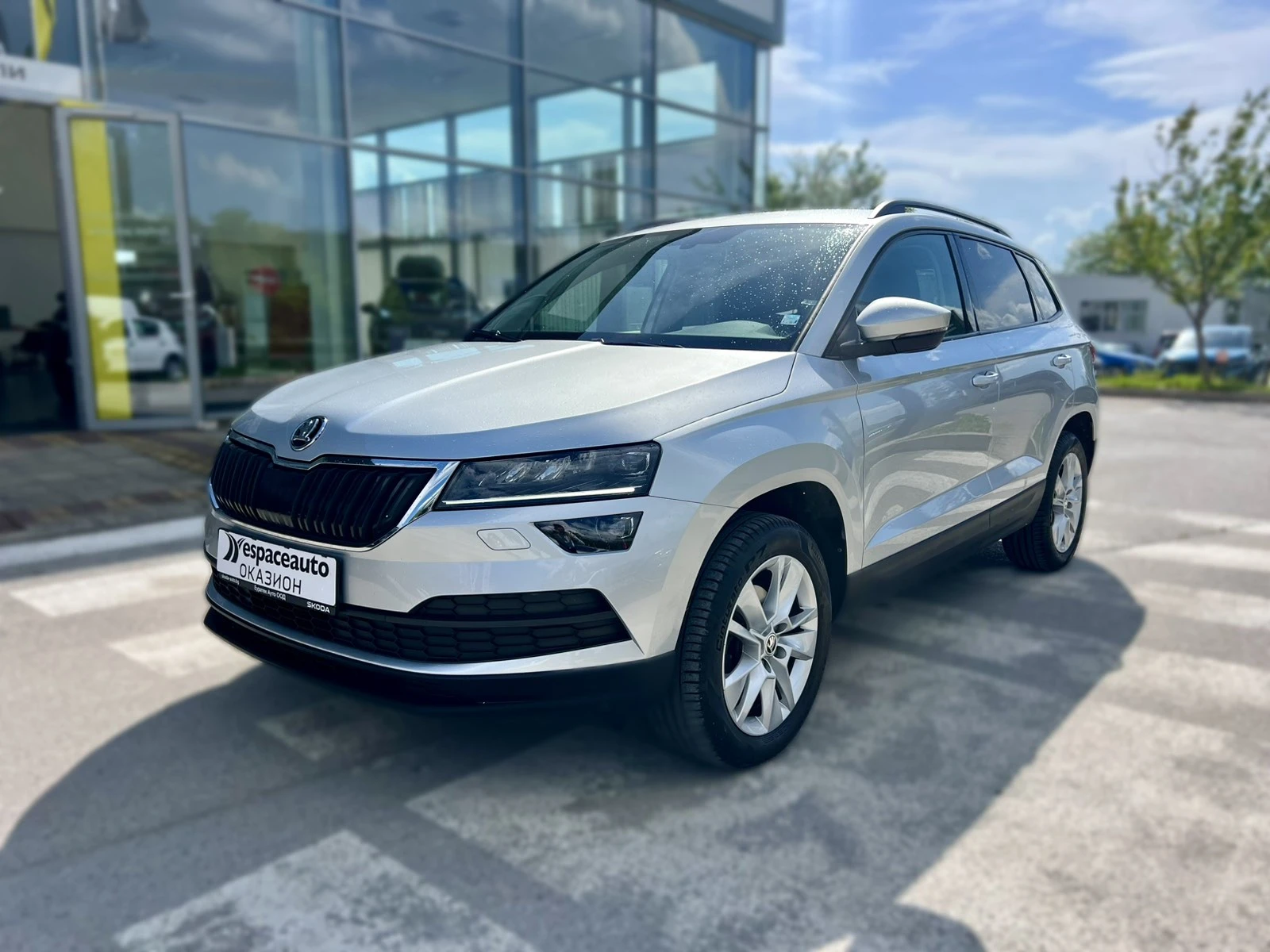 Skoda Karoq Facelift 1.6 TDI / 115 �.�. / DSG / Executive | Mobile.bg � ����������� 1