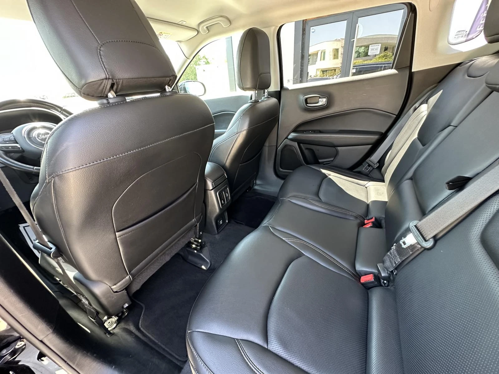 Jeep Compass 4x4 LIMITED 127 000KM, снимка 13 - Автомобили и джипове - 55168951
