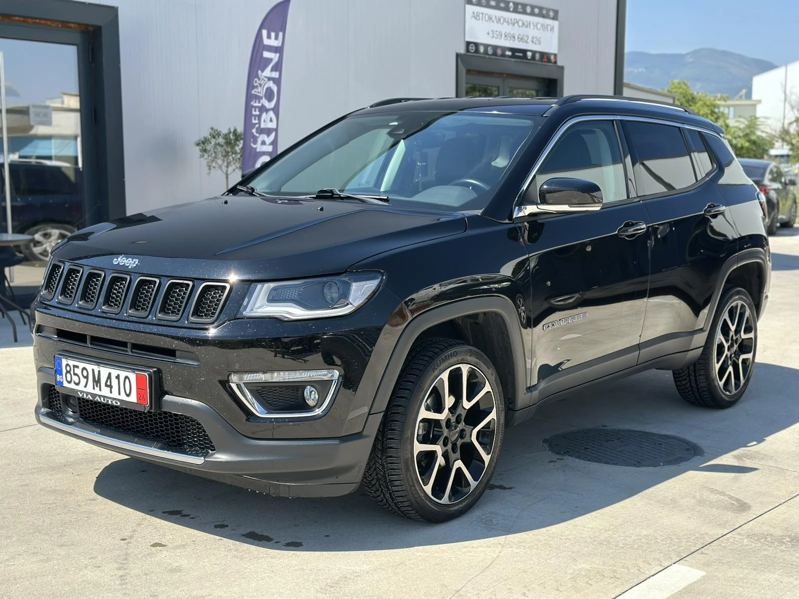 Jeep Compass 4x4 LIMITED 127 000KM, снимка 3 - Автомобили и джипове - 55168951