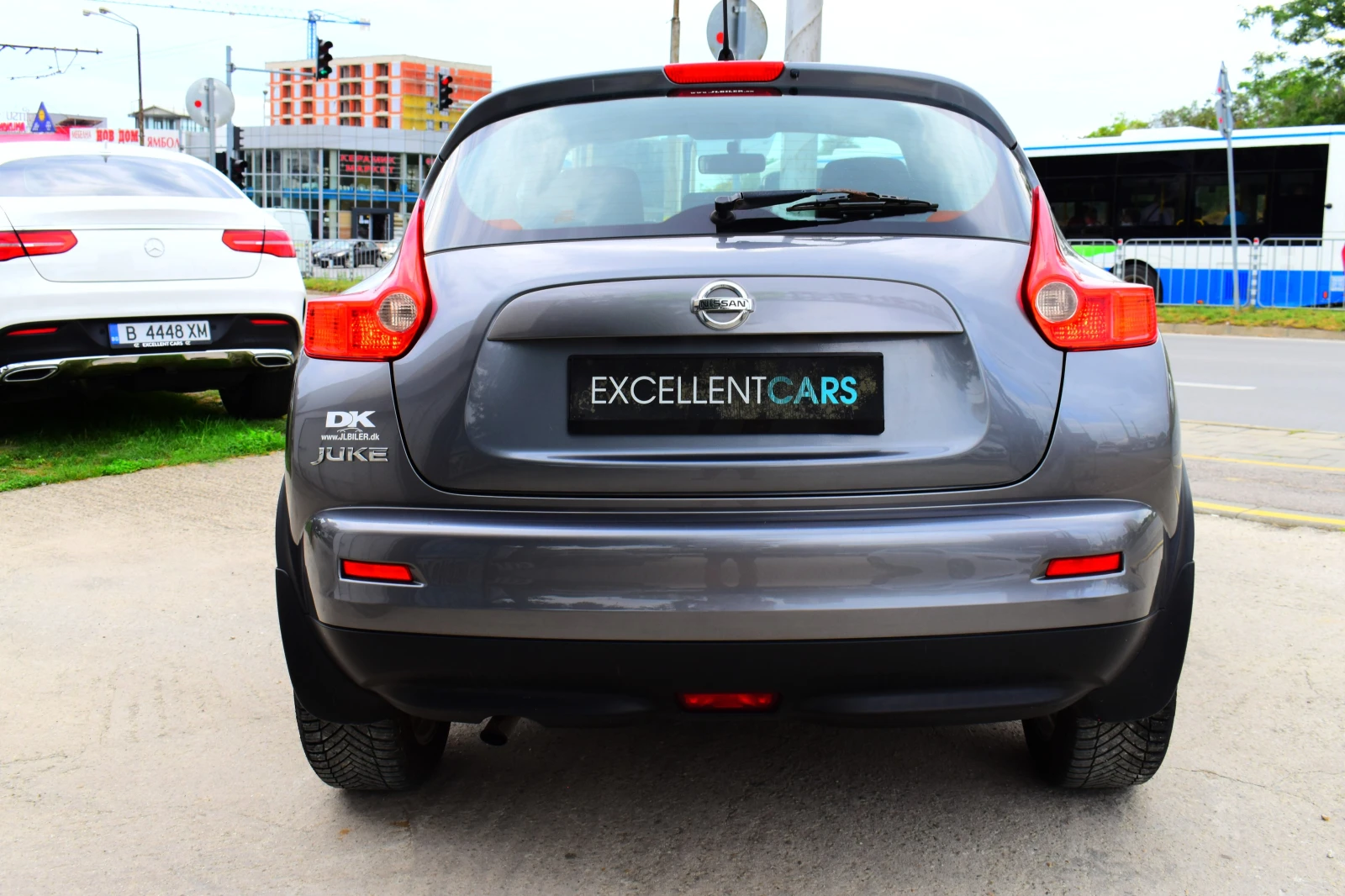 Nissan Juke 1.6i* AUTOMAT, снимка 6 - Автомобили и джипове - 55413849