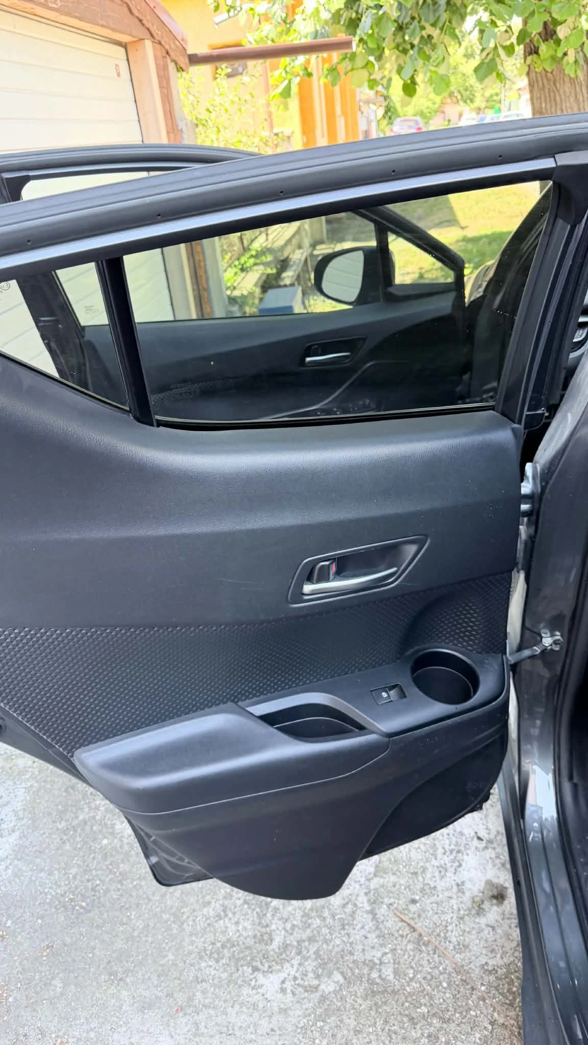 Toyota C-HR, снимка 11 - Автомобили и джипове - 55424985