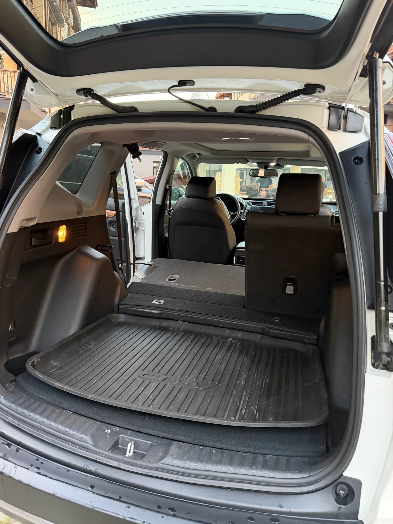 Honda Cr-v CR-V Touring AWD 1.6 Turbo | 194 к. с. , снимка 12 - Автомобили и джипове - 55892328