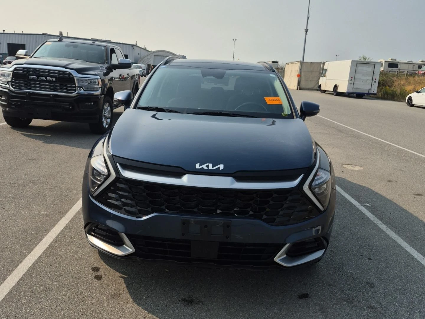 Kia Sportage EX 4D UTILITY AWD* Distr* Обдух* Пано, снимка 2 - Автомобили и джипове - 55893464