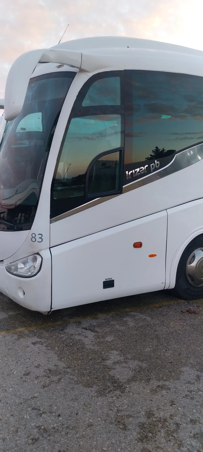 Irizar Scania, снимка 2 - Бусове и автобуси - 48047378