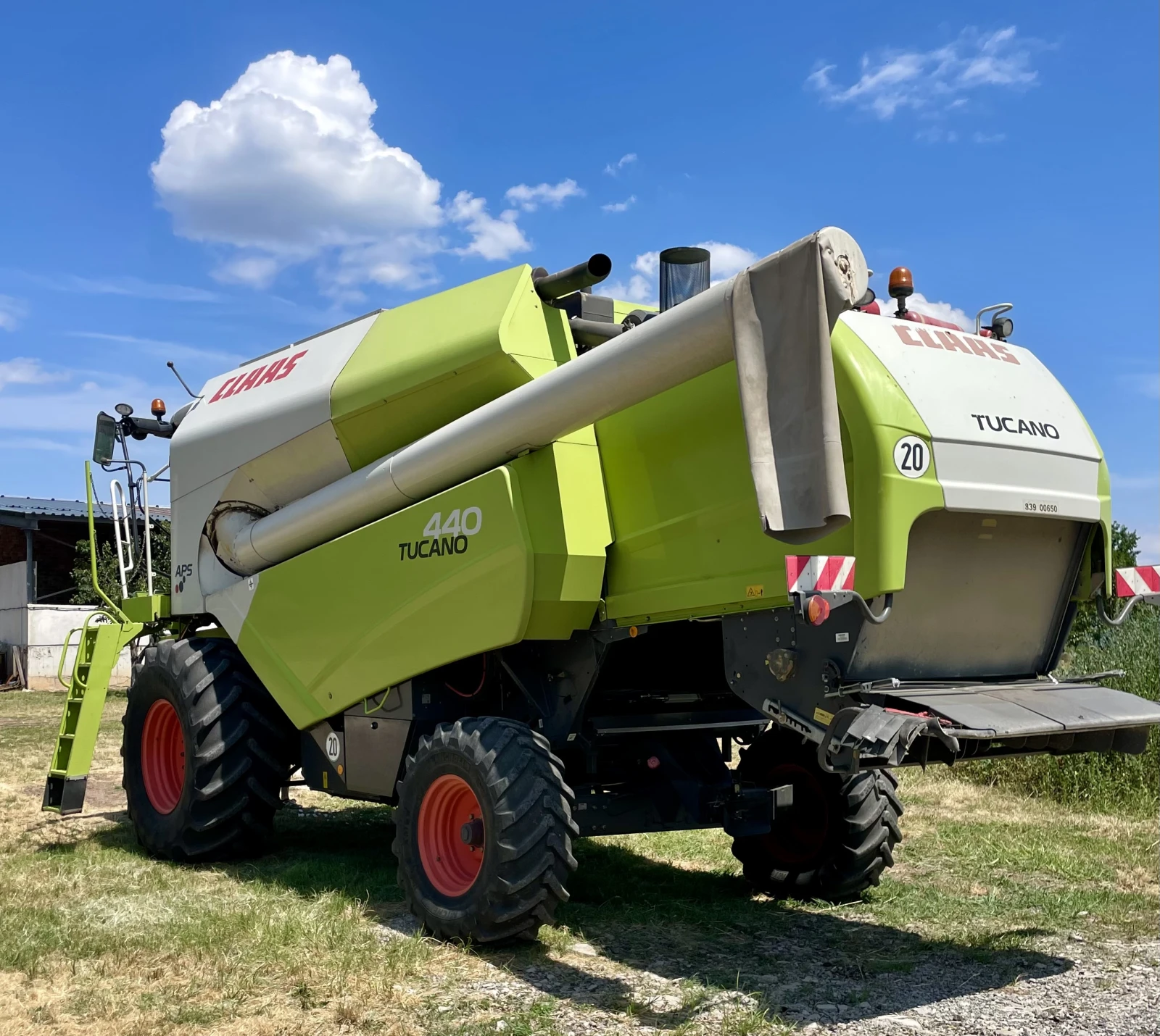 Комбайн Claas TUCANO 440 - изображение 3