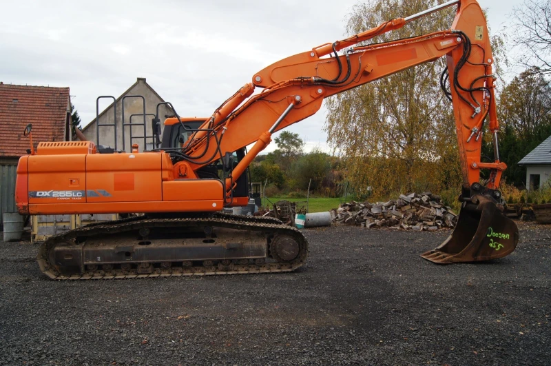 Багер DOOSAN DX 255 LC-3 ЛИЗИНГ, снимка 5 - Индустриална техника - 52255926