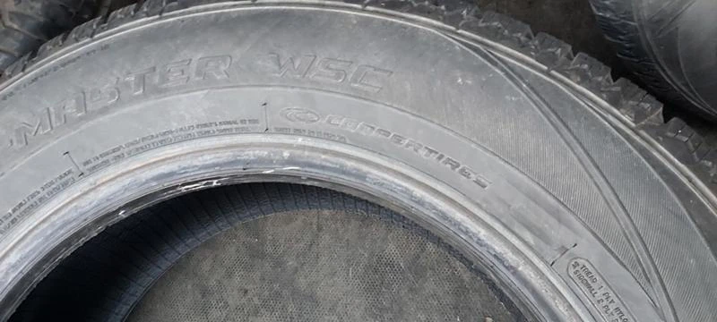 Гуми Зимни 215/65R16, снимка 6 - Гуми и джанти - 31148713