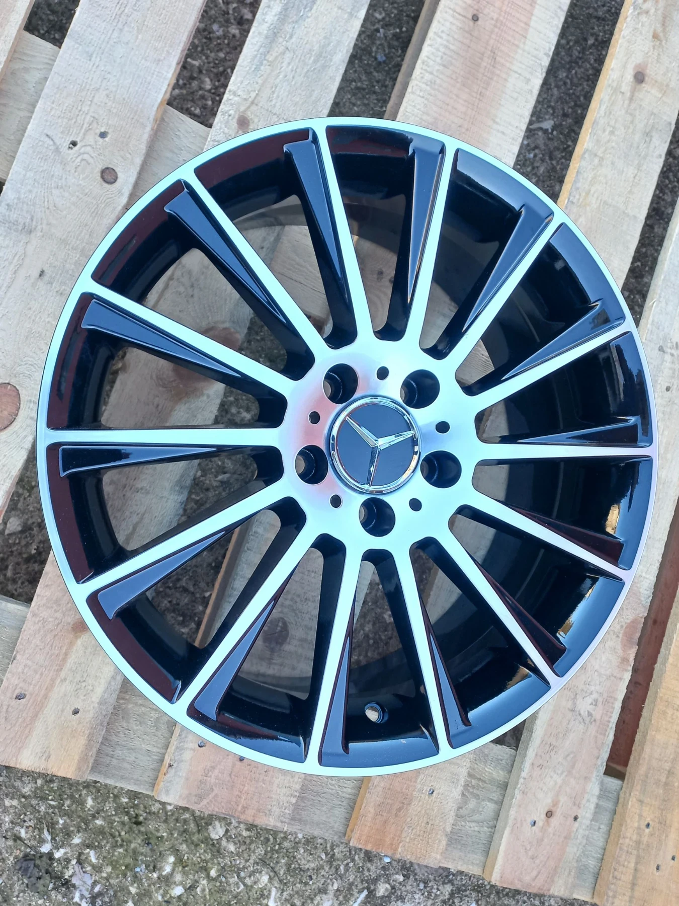 Джанти за Mercedes-Benz, снимка 5 - Гуми и джанти - 55657794
