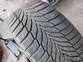 Гуми Зимни 225/40R18, снимка 1 - Гуми и джанти - 41078963