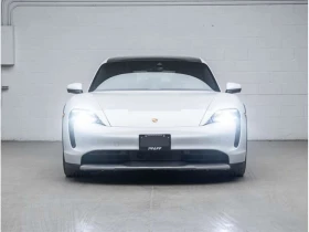 Porsche Taycan  4 Cross Turismo AWD /CARFAX/От Представителство , снимка 1