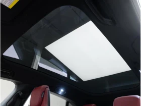 Porsche Taycan  4 Cross Turismo AWD /CARFAX/От Представителство , снимка 14