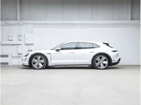 Porsche Taycan  4 Cross Turismo AWD /CARFAX/От Представителство  | Auto.bg — изображение 3