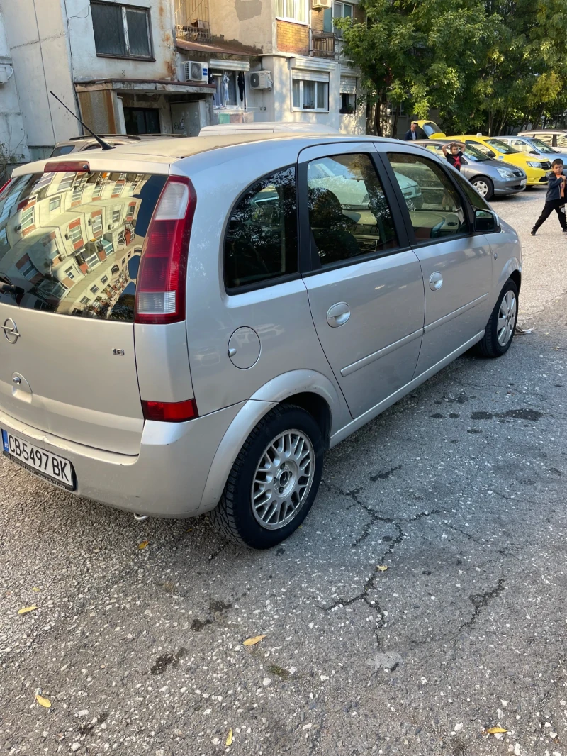 Opel Meriva, снимка 3 - Автомобили и джипове - 47641550