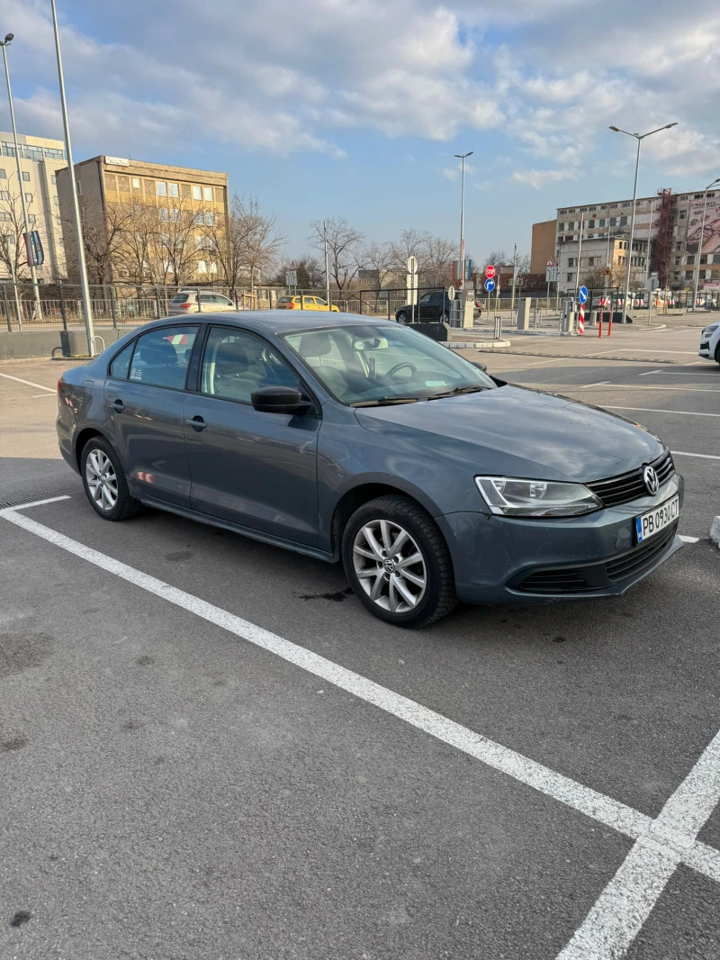 VW Jetta 2.0 LPG, снимка 2 - Автомобили и джипове - 48796950