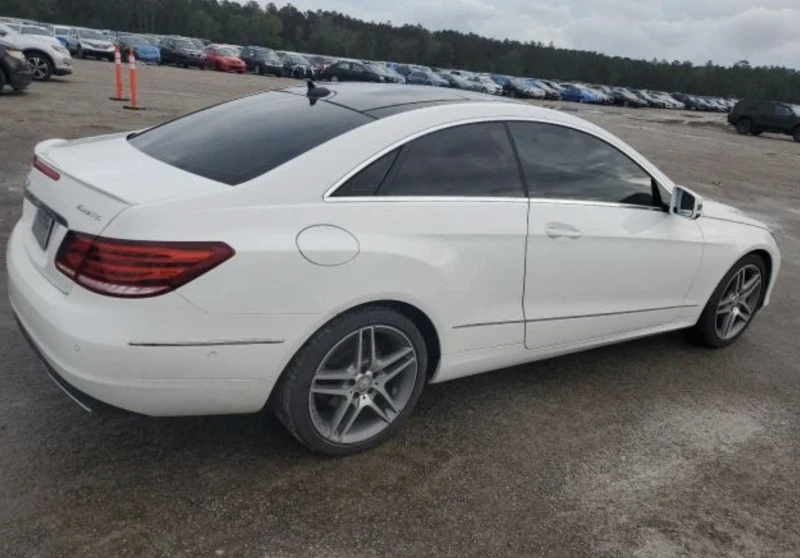 Mercedes-Benz E 400, снимка 4 - Автомобили и джипове - 49061842