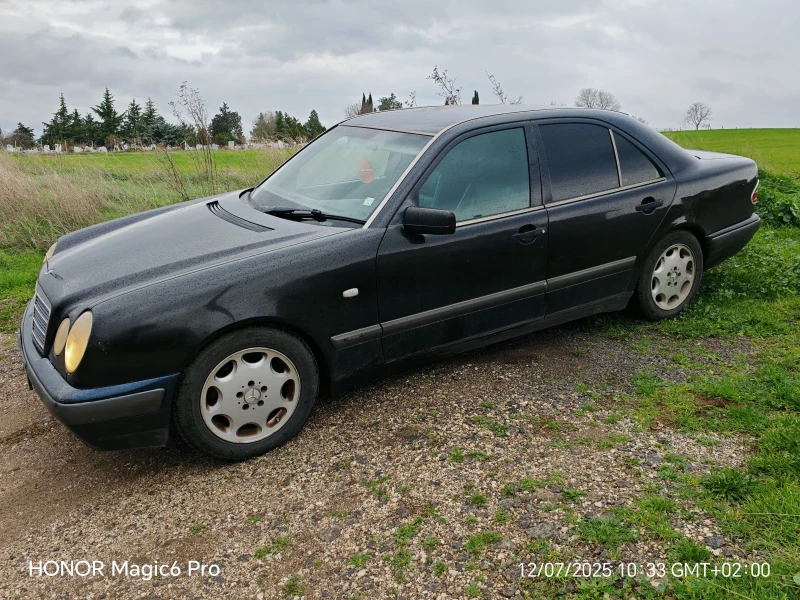 Mercedes-Benz E 250 E250 TD , снимка 4 - Автомобили и джипове - 52678127