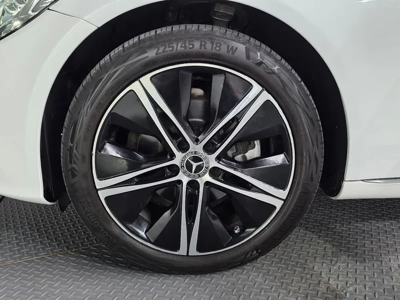 Mercedes-Benz C 220 - САМО 30% АВАНС, снимка 5 - Автомобили и джипове - 55405860