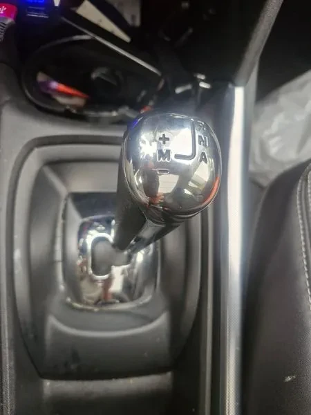 Peugeot 2008 1.6 BlueHDI - САМО 30% АВАНС, снимка 9 - Автомобили и джипове - 56016826