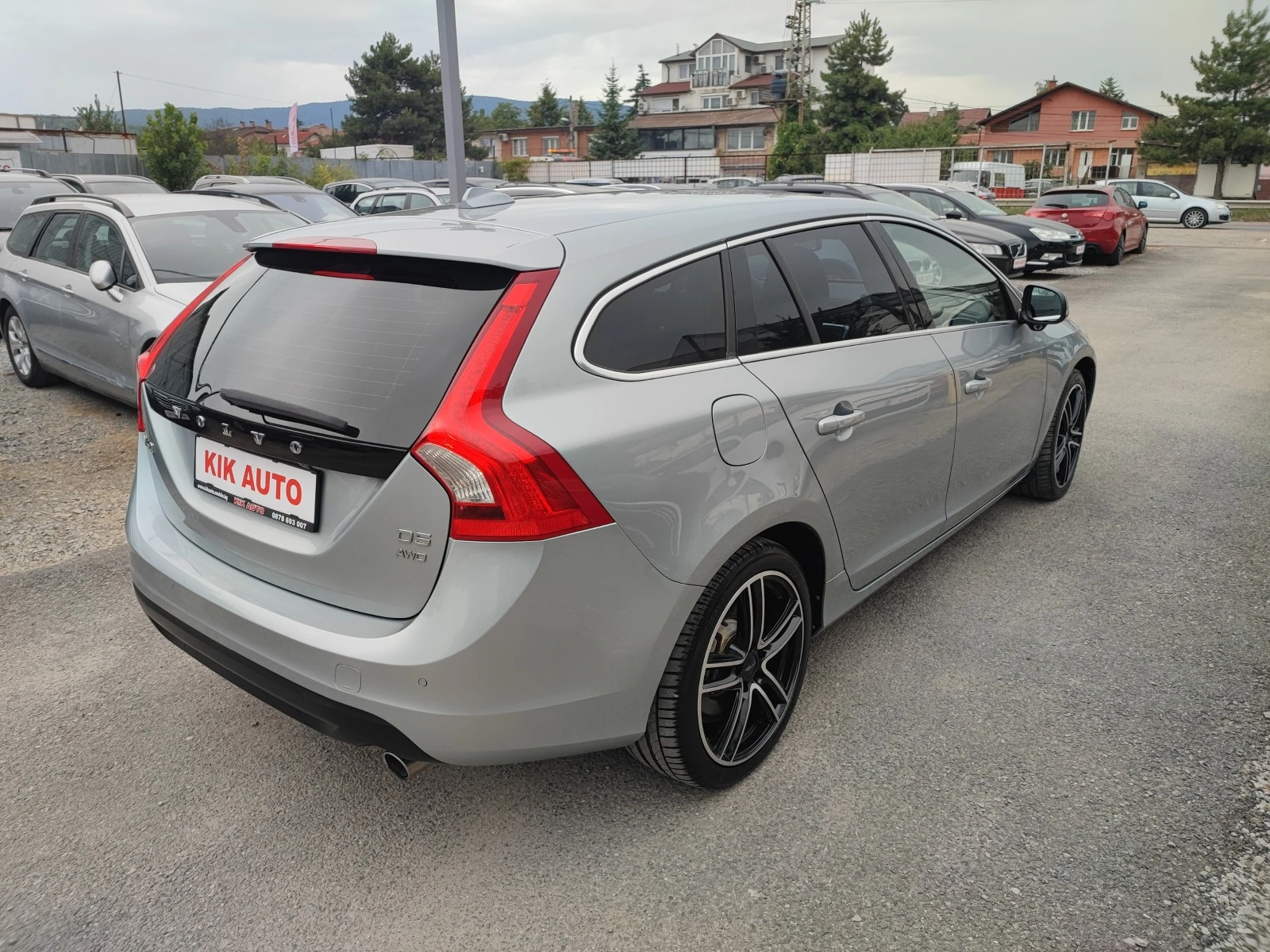 Volvo V60 2.4 D5-AWD-215ksFULL - изображение 5